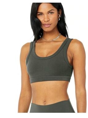 ALO Yoga Ribbed Scoop Sports Bra in Olive Green